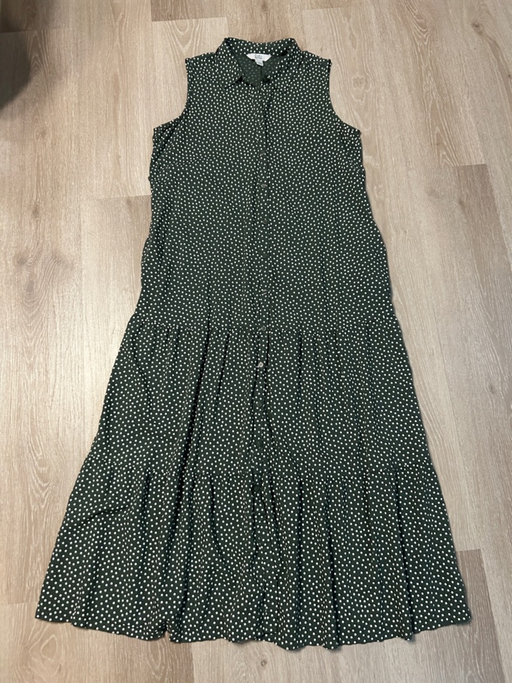 Croft&Borrow Green Sleeveless Polka Dot Tiered Botton Front Maxi Dress Sz Small